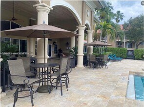 100 SW 117th Terrace in Hollywood, FL - Building Photo - Building Photo
