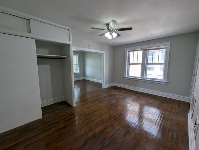 4750 S Grand Blvd in St. Louis, MO - Building Photo - Building Photo