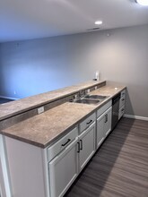 609 1st Ave SW in Cedar Rapids, IA - Building Photo - Building Photo