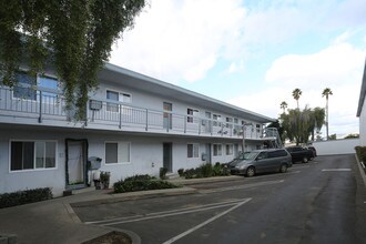 Ambassador Apartments in Santa Maria, CA - Building Photo - Building Photo