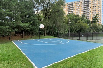 Excelsior Tower in Alexandria, VA - Building Photo - Building Photo