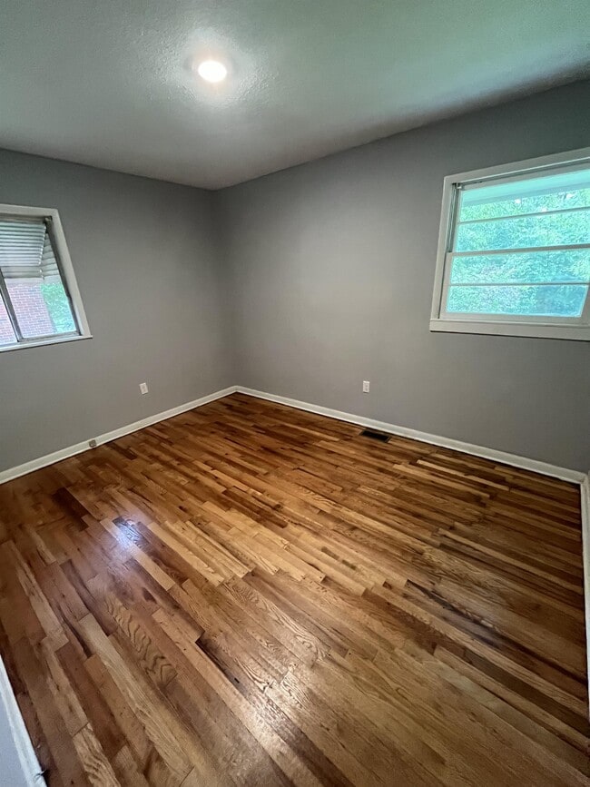 122 S-24-740 in Greenwood, SC - Building Photo - Building Photo