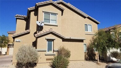 8738 Brindisi Park Ave in Las Vegas, NV - Building Photo - Building Photo
