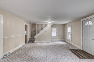 616 Davis Ave in Eau Claire, WI - Building Photo - Building Photo