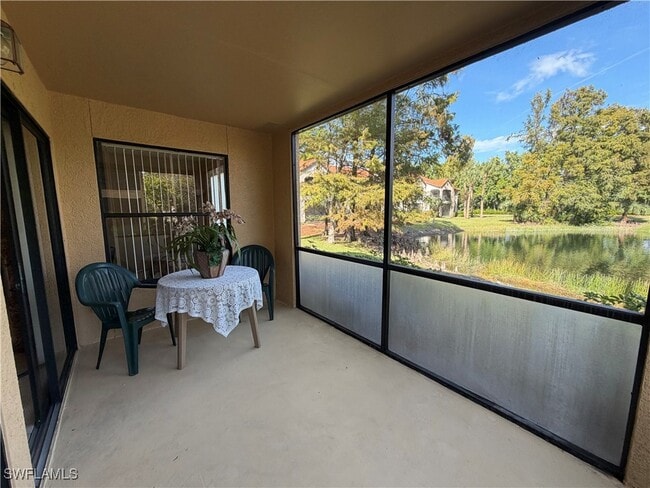 property at 2070 Arbour Walk Cir