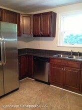 1530 W Little Creek Rd in Norfolk, VA - Building Photo - Building Photo