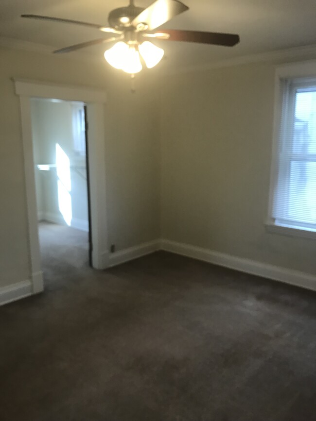 619 Western Ave, Unit 2