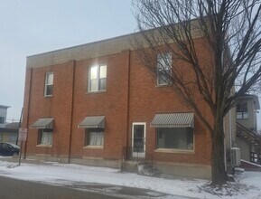 1 Main St in Union, IL - Building Photo - Building Photo