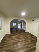 8307 Washington St in St. Louis, MO - Building Photo - Building Photo