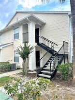 1033 S Hiawassee Rd in Orlando, FL - Building Photo