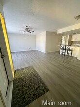 1252 SE 8th St, Unit 1252 in Cape Coral, FL - Foto de edificio - Building Photo