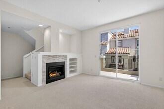 26 Vía Cordoba in Rancho Santa Margarita, CA - Building Photo - Building Photo