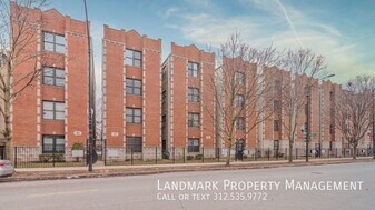 2329 W Harrison St in Chicago, IL - Building Photo