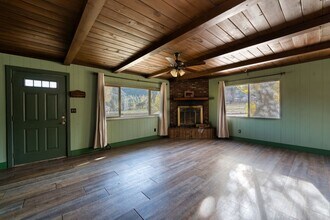 16521 Mil Potrero Hwy in Pine Mountain Club, CA - Building Photo - Building Photo