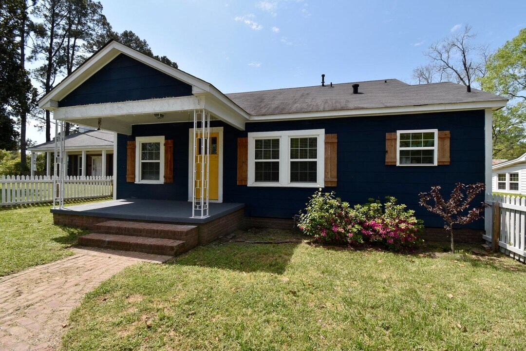 708 Tech Dr in Ruston, LA - Building Photo