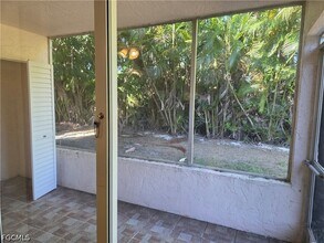8162 Country Rd in Ft. Myers, FL - Building Photo - Building Photo