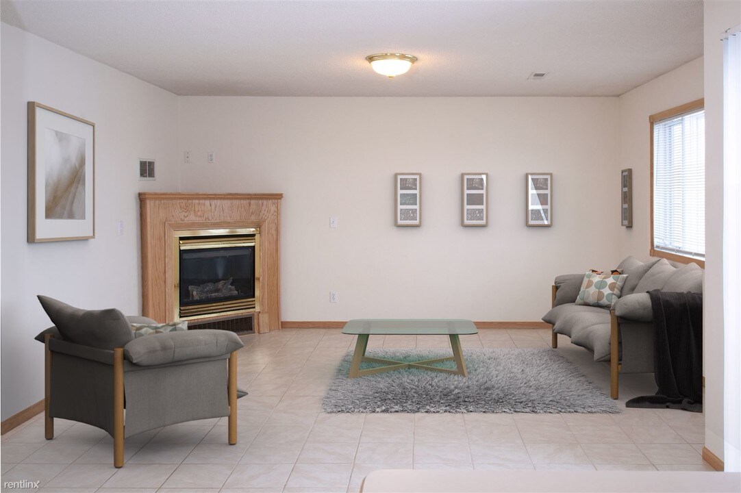 410 15th Ave in Baldwin, WI - Building Photo