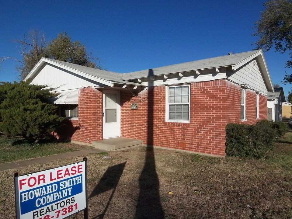 3709 S Washington St in Amarillo, TX - Building Photo
