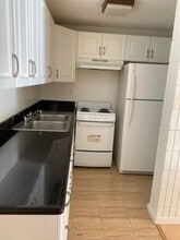 5095 Likini St in Honolulu, HI - Building Photo - Building Photo