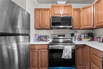 580 Thames St in Newport, RI - Foto de edificio - Building Photo