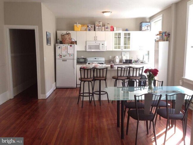 property at 1527 Spruce St