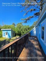 1320 SE 2nd Ct in Lincoln City, OR - Building Photo