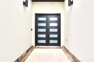 22 E 7th St in Mission, TX - Building Photo - Building Photo