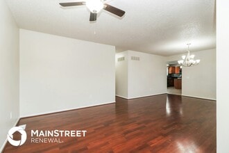 15533 Ninety-Seventh Ave in Florissant, MO - Building Photo - Building Photo