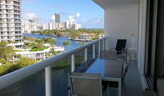 20515 E Country Club Dr, Unit 849 in Miami, FL - Building Photo