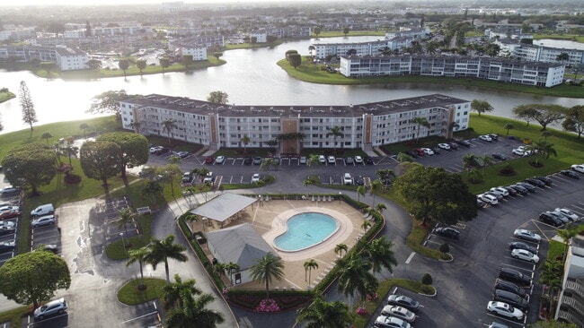 1035 Rexford B in Boca Raton, FL - Foto de edificio - Building Photo