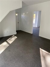 453 Pond St in Woonsocket, RI - Building Photo - Building Photo