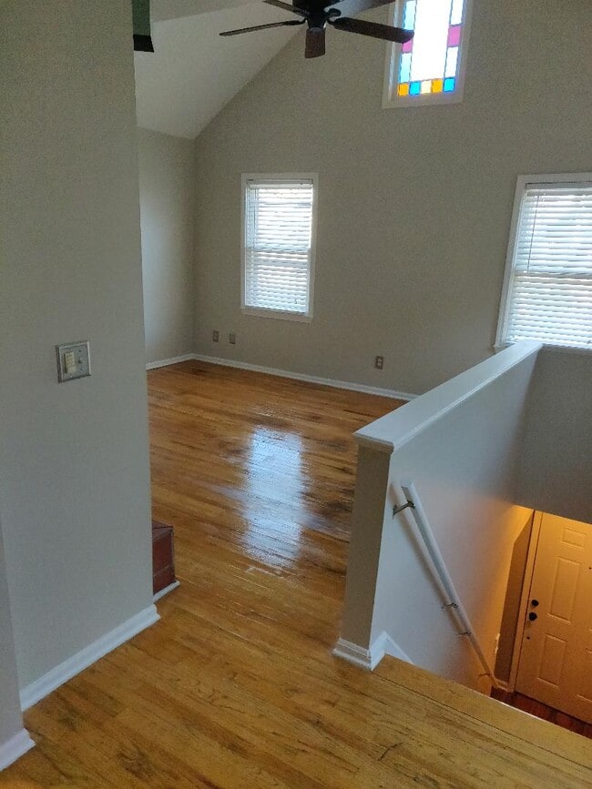 3158 Oak St, Unit 3158
