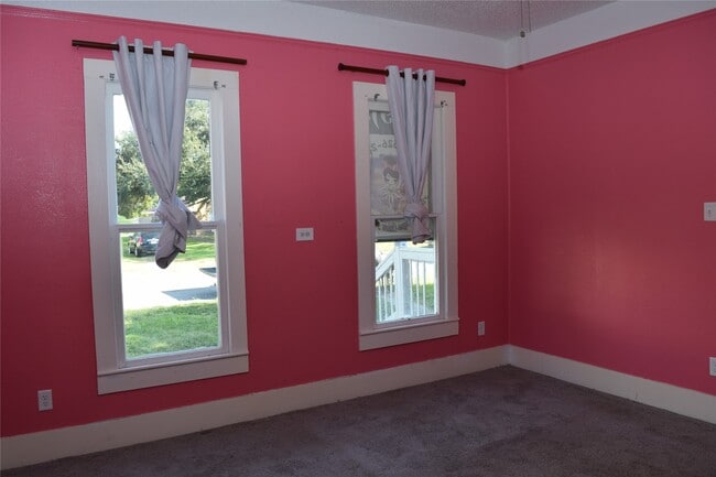 815 6th Ave N in Texas City, TX - Building Photo - Building Photo