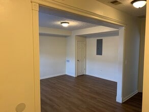 1065 B Brandy Lane in Richmond, KY - Foto de edificio - Building Photo