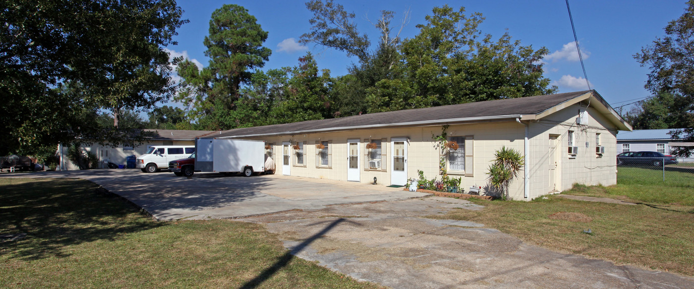 3912 Ann St in Moss Point, MS - Building Photo