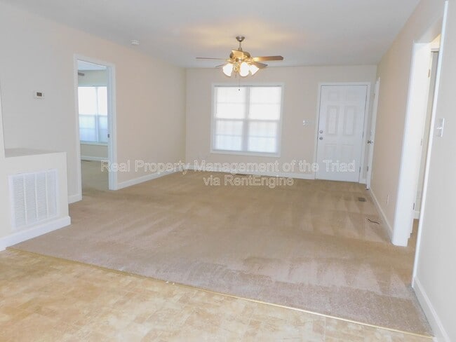 2831 White Ln in Archdale, NC - Building Photo - Building Photo