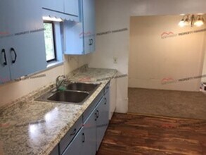 514 Hemlock St in Centralia, WA - Building Photo - Building Photo