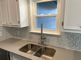 4619 Jinx Ave in Austin, TX - Building Photo