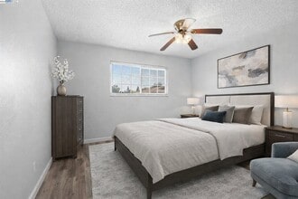 2208 Peppertree Way in Antioch, CA - Building Photo - Building Photo