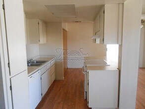 1120 Beltline Rd in Redding, CA - Building Photo - Building Photo