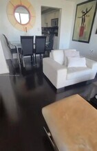 600 NE 36th St in Miami, FL - Building Photo - Building Photo