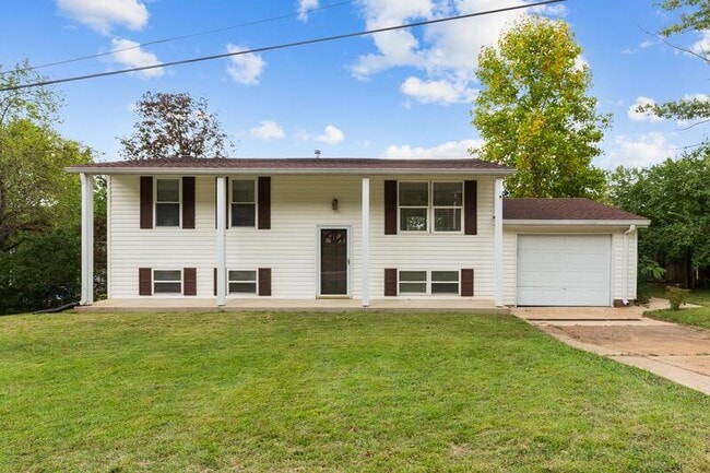 property at 1035 Woodland Trails Dr