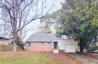 5257 Norman Blvd in Atlanta, GA - Building Photo