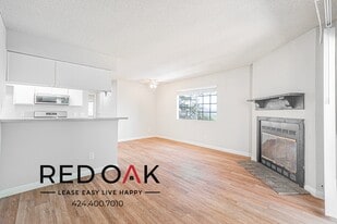 10346 Commerce Ave, Unit 7 in Los Angeles, CA - Building Photo