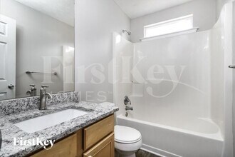 3921 Plantation Mill Dr in Buford, GA - Building Photo - Building Photo