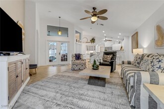 1106 Jardin Dr in Naples, FL - Building Photo - Building Photo
