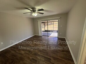 3211 Julia Ct in Lakeland, FL - Building Photo - Building Photo