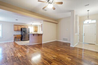 8932 Abbington Dr in Pensacola, FL - Building Photo - Building Photo