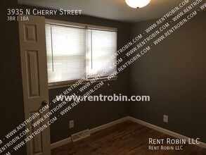 3935 N Cherry St in Kansas City, MO - Building Photo - Building Photo