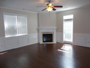 8919 Cinder Ln in Huntersville, NC - Foto de edificio - Building Photo